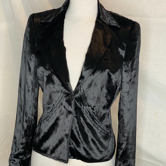 Emanuel Ungaro Jackets & Blazers - Emanuel Ungaro velvet jacket size 4